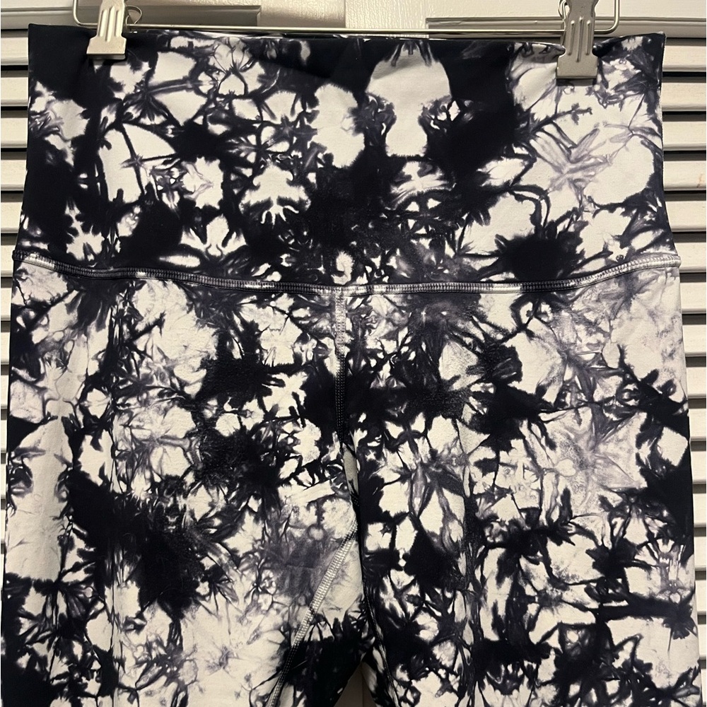 Lululemon Wunder Under Tie Dye High Rise Legging Size 10 EUC - Picture 6 of 7
